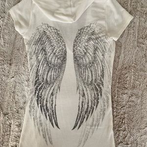 Winged v neck top